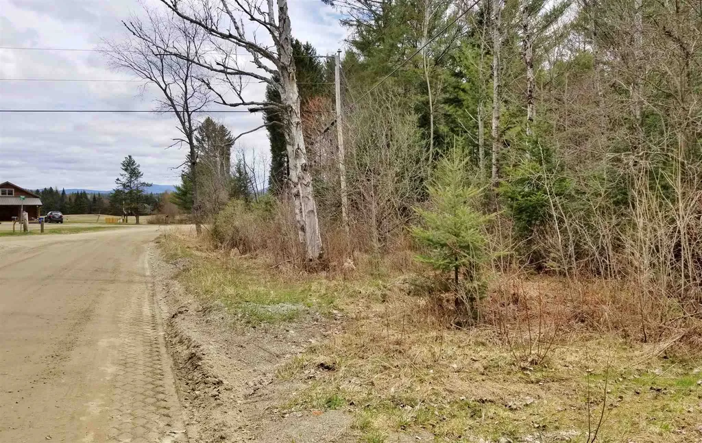 Faraway Road Dalton NH 03598