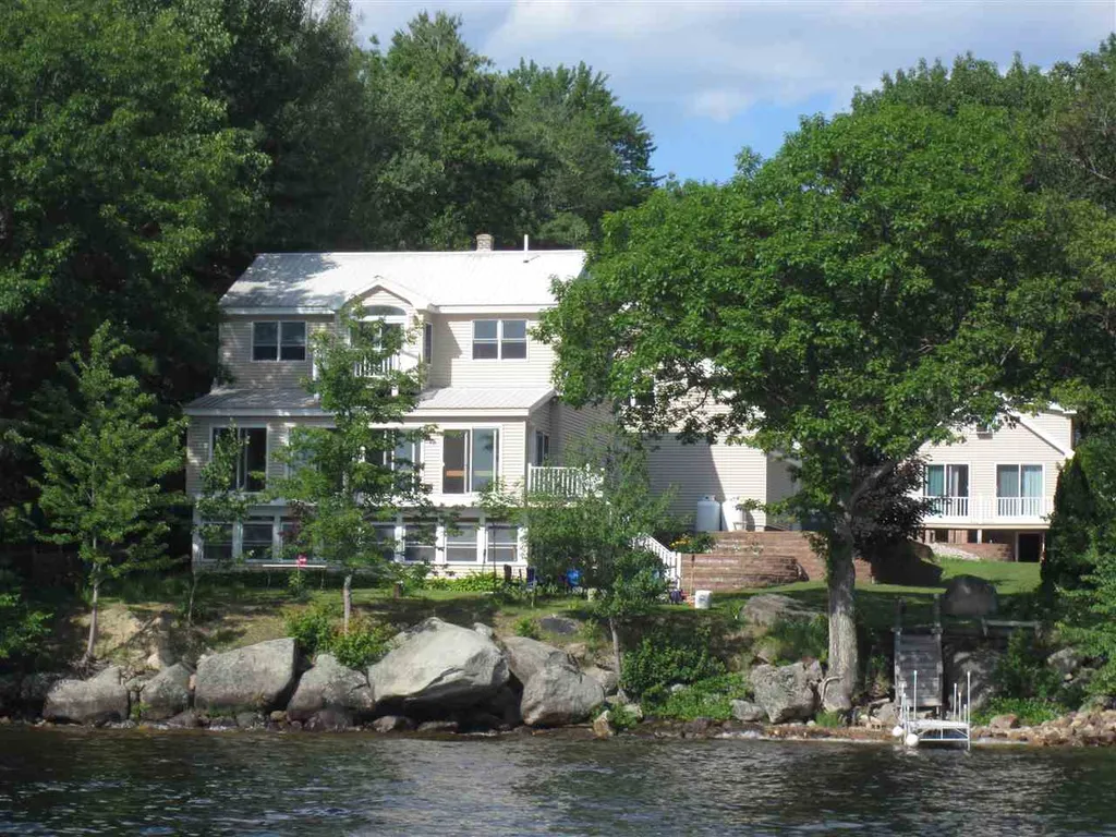 46 Paulipoint Road Freedom NH 03826
