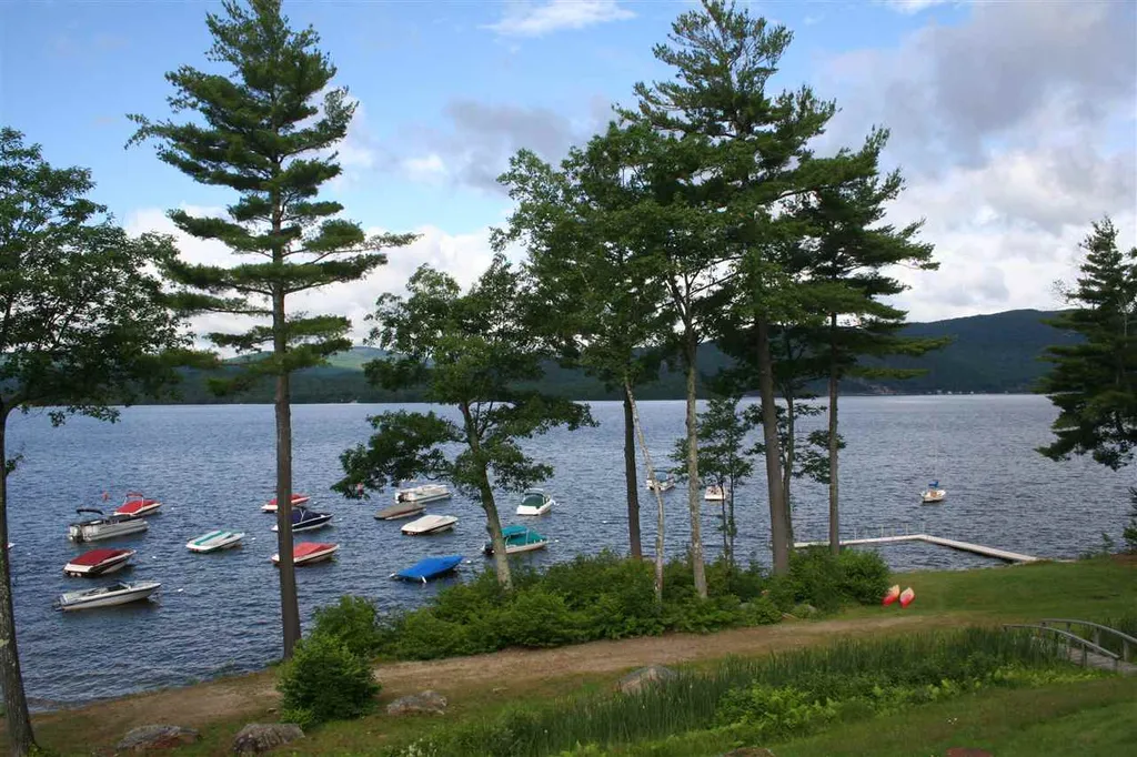 167 Tomahawk Trail Bridgewater NH 03222