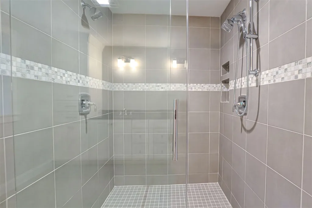 1163 Sagamore Avenue Portsmouth NH 03801