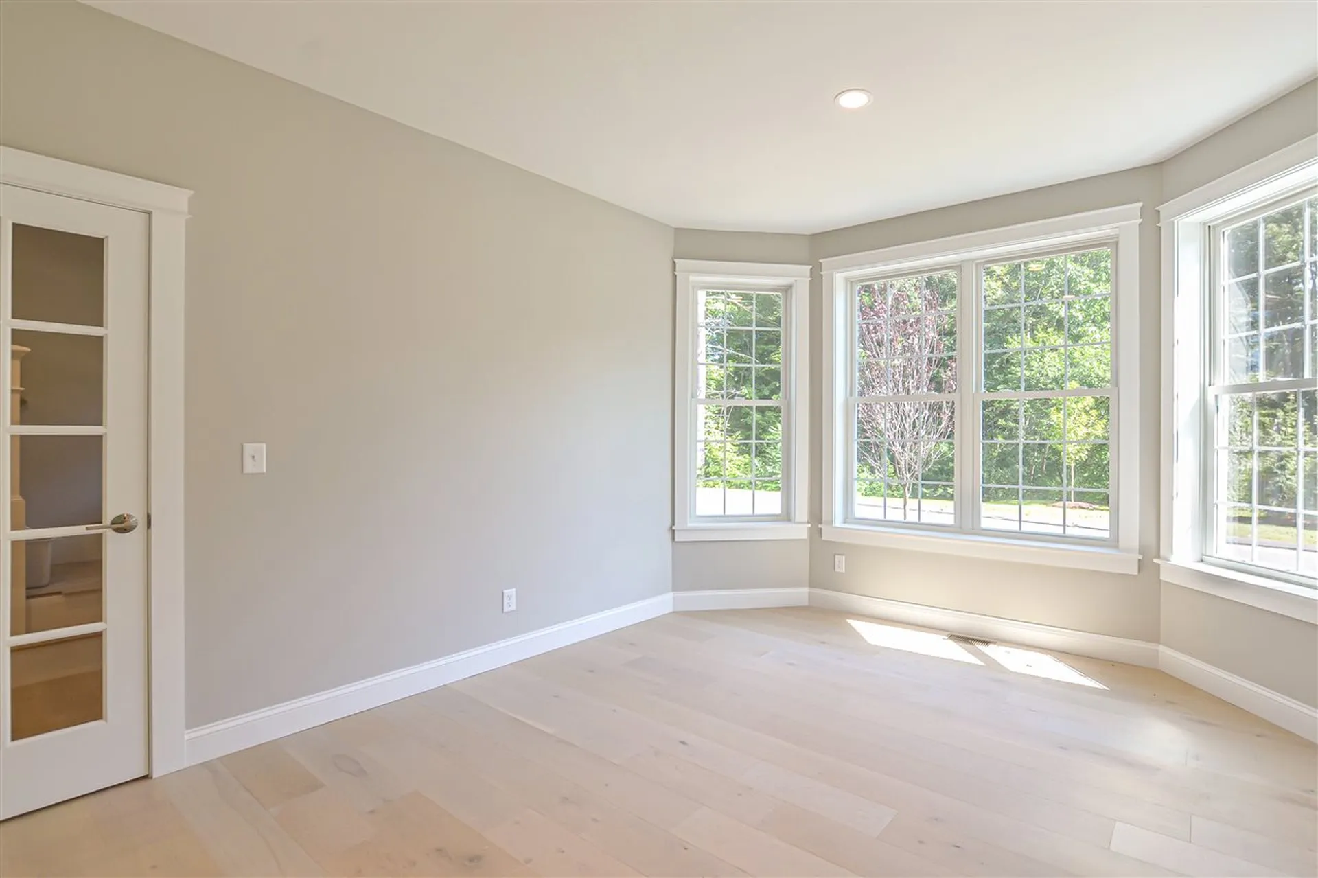 1163 Sagamore Avenue Portsmouth NH 03801