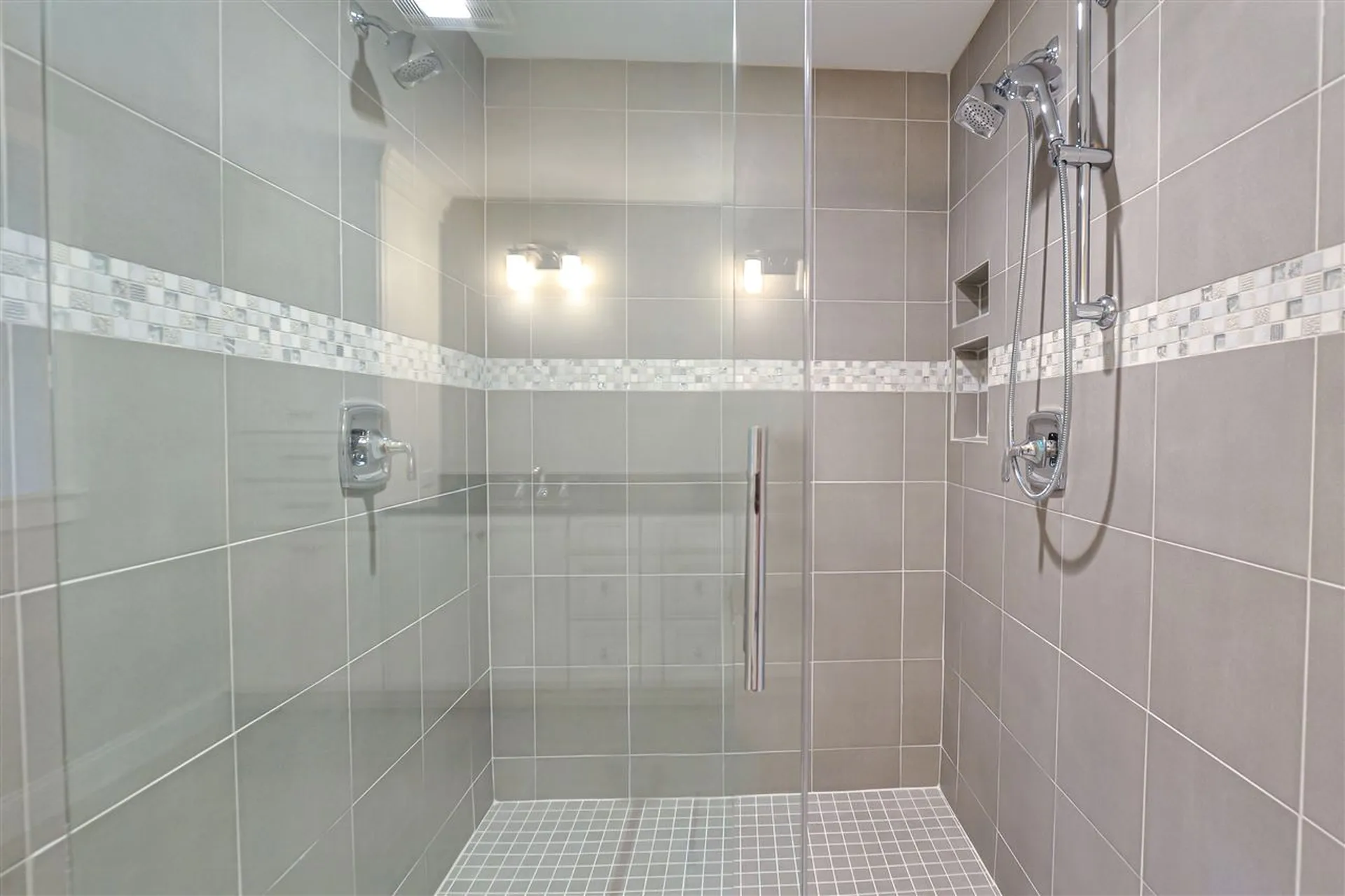 1163 Sagamore Avenue Portsmouth NH 03801