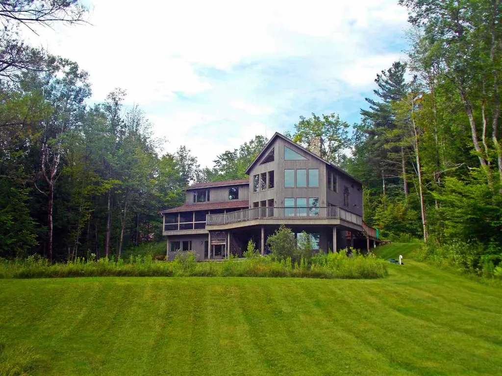 168 Maple Croft Troy VT 05868
