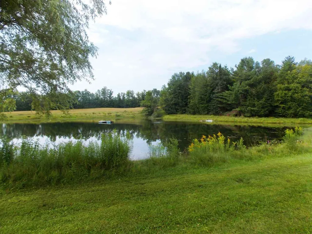 168 Maple Croft Troy VT 05868