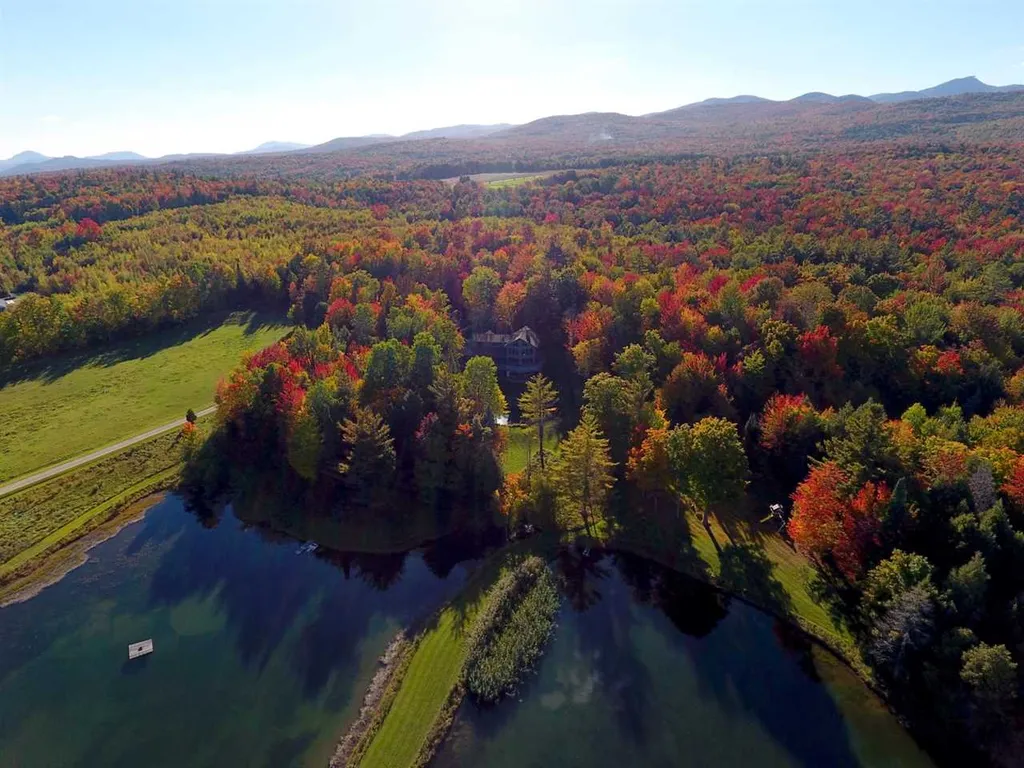 168 Maple Croft Troy VT 05868