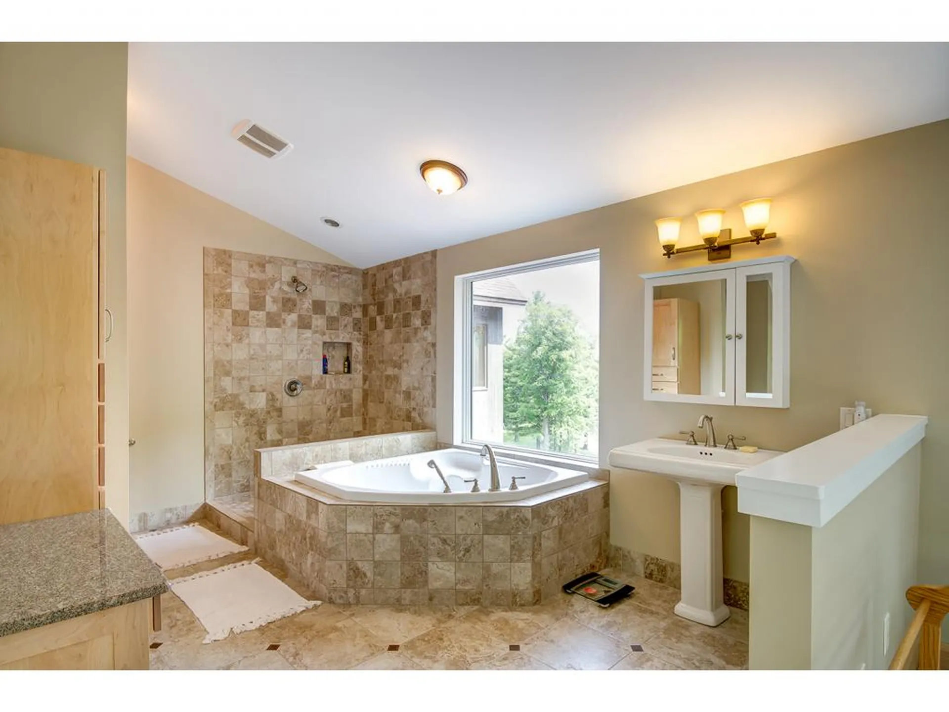 168 Maple Croft Troy VT 05868