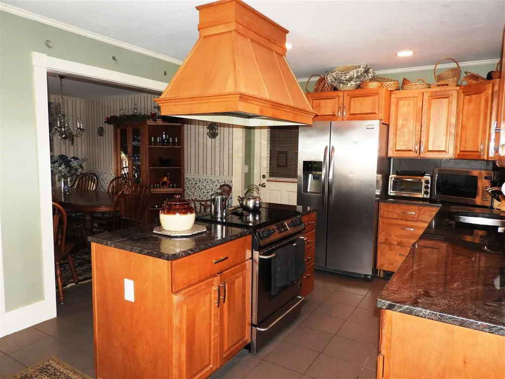 56 Knox Pasture Road Wolfeboro NH 03894