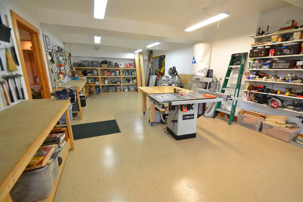 439 Behn Road Warren VT 05674