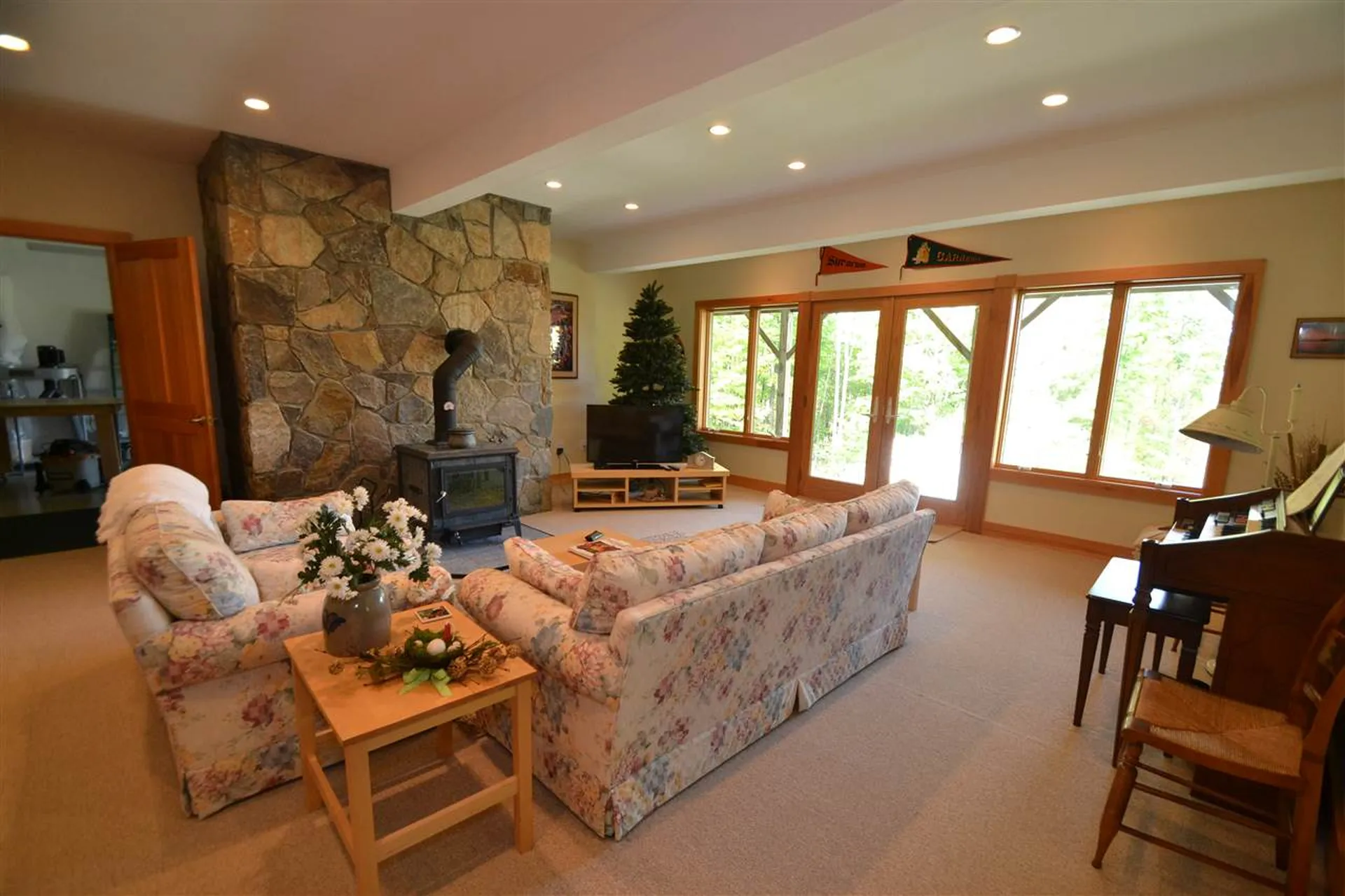439 Behn Road Warren VT 05674