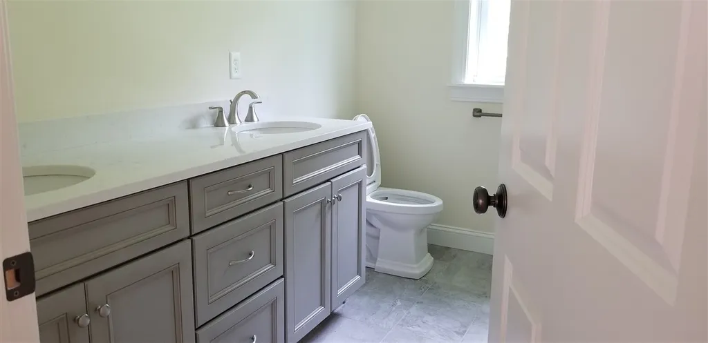 1163 Sagamore Avenue Portsmouth NH 03801