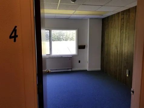 2 Airport Road Gilford NH 03249