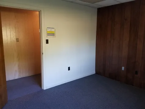 2 Airport Road Gilford NH 03249