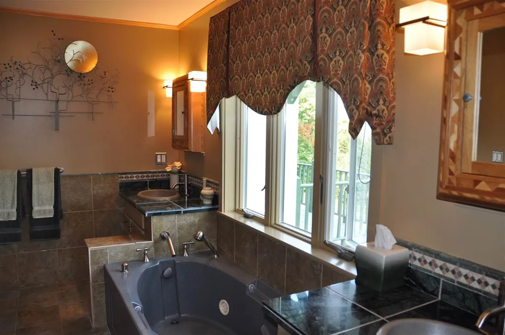 1511 West Hill Road Lincoln VT 05443