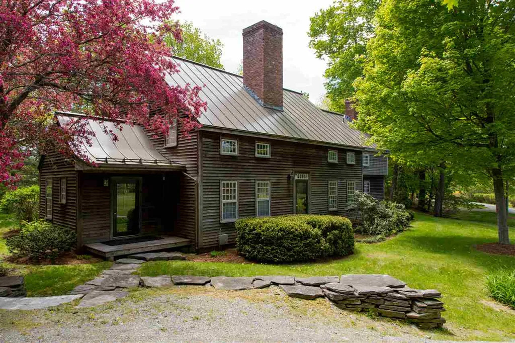 96 Deer Point Road Charlotte VT 05445