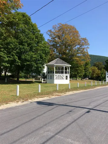 Cheever Road Wentworth NH 03282