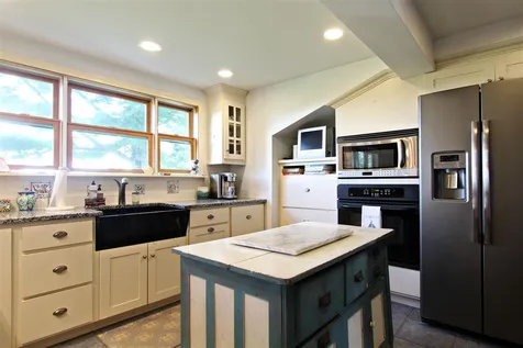 467 Old County Road Peacham VT 05862