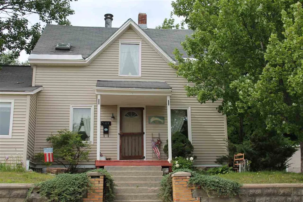 129 Elm Street Berlin NH 03570