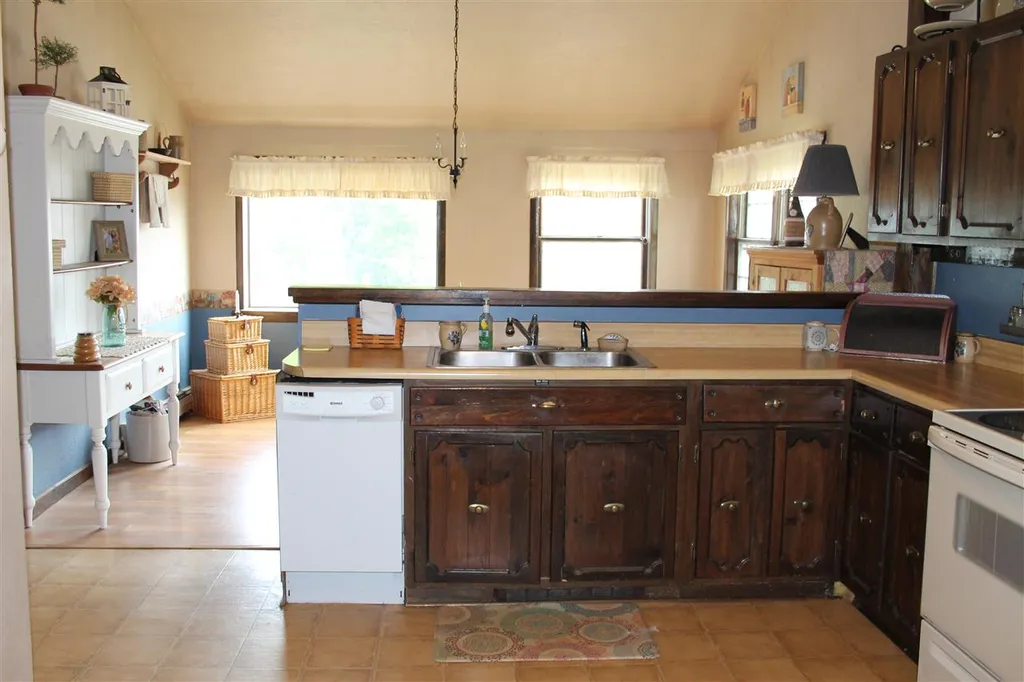 129 Elm Street Berlin NH 03570