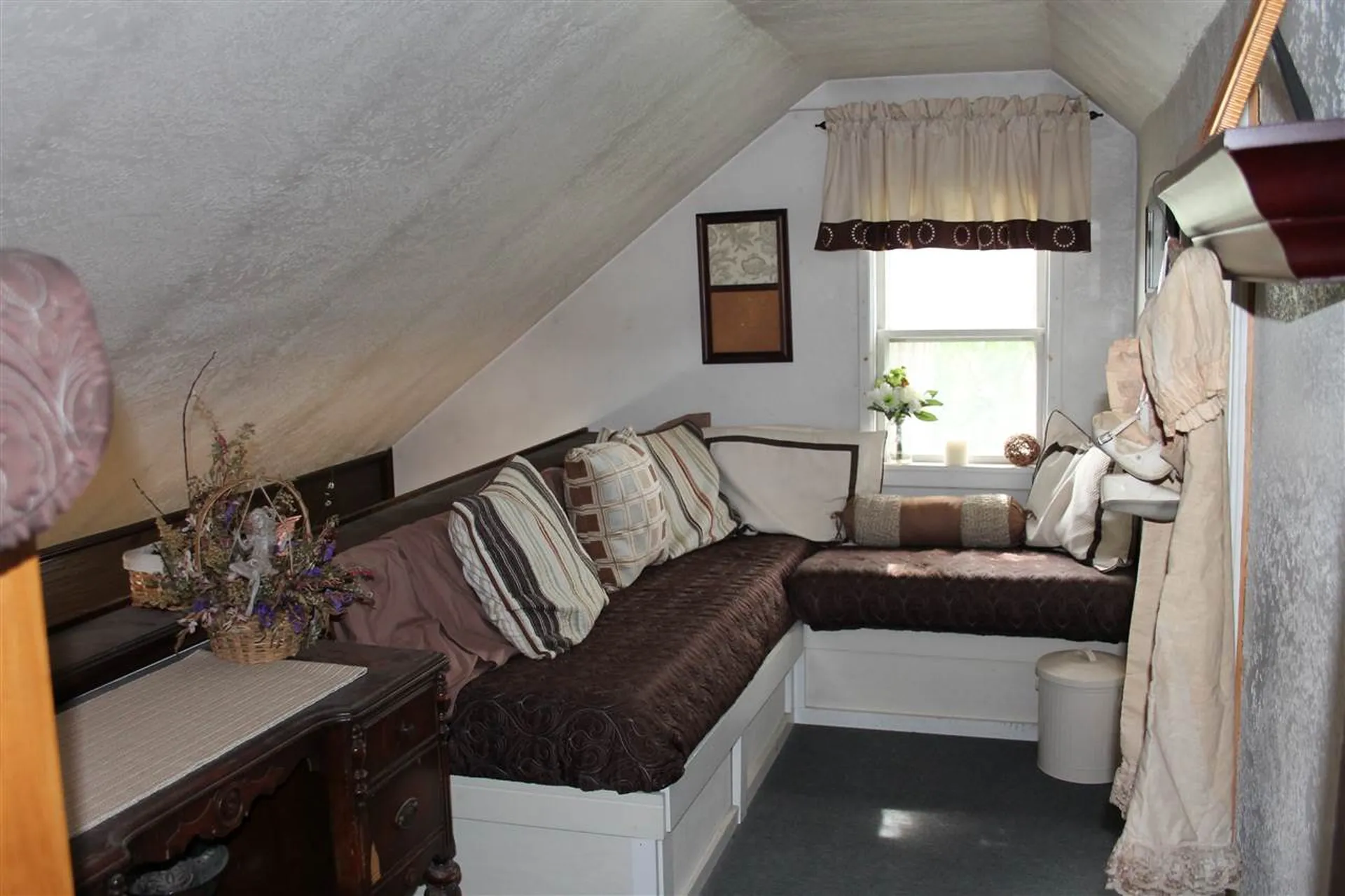 129 Elm Street Berlin NH 03570