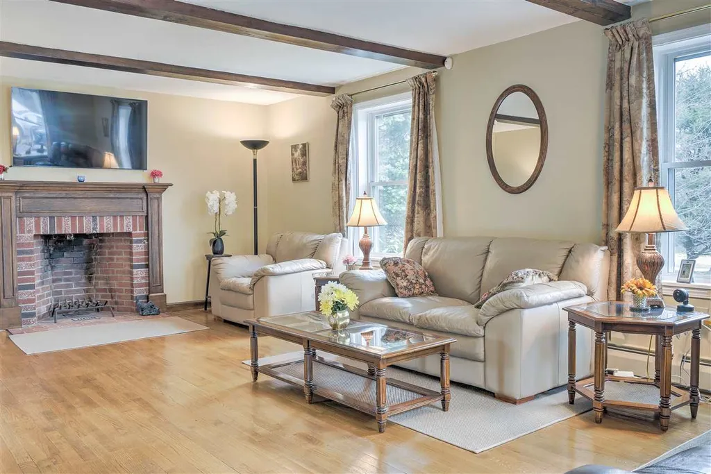 464 Chapman Road Keene NH 03431