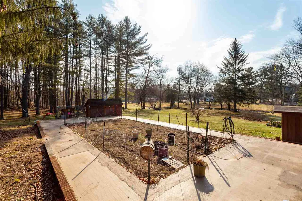 643 Franklin Pierce Highway Barrington NH 03825