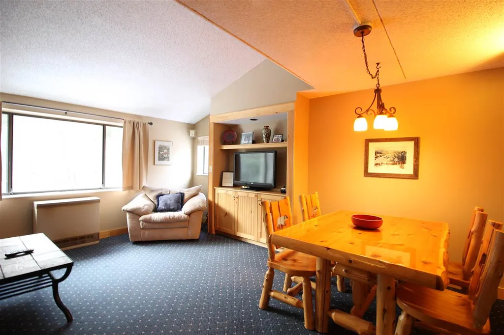 23 Black Bear Road Waterville Valley NH 03215