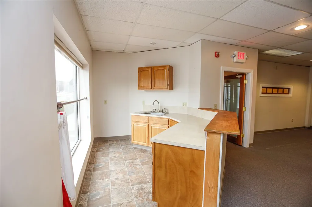 273 S River Road Bedford NH 03110
