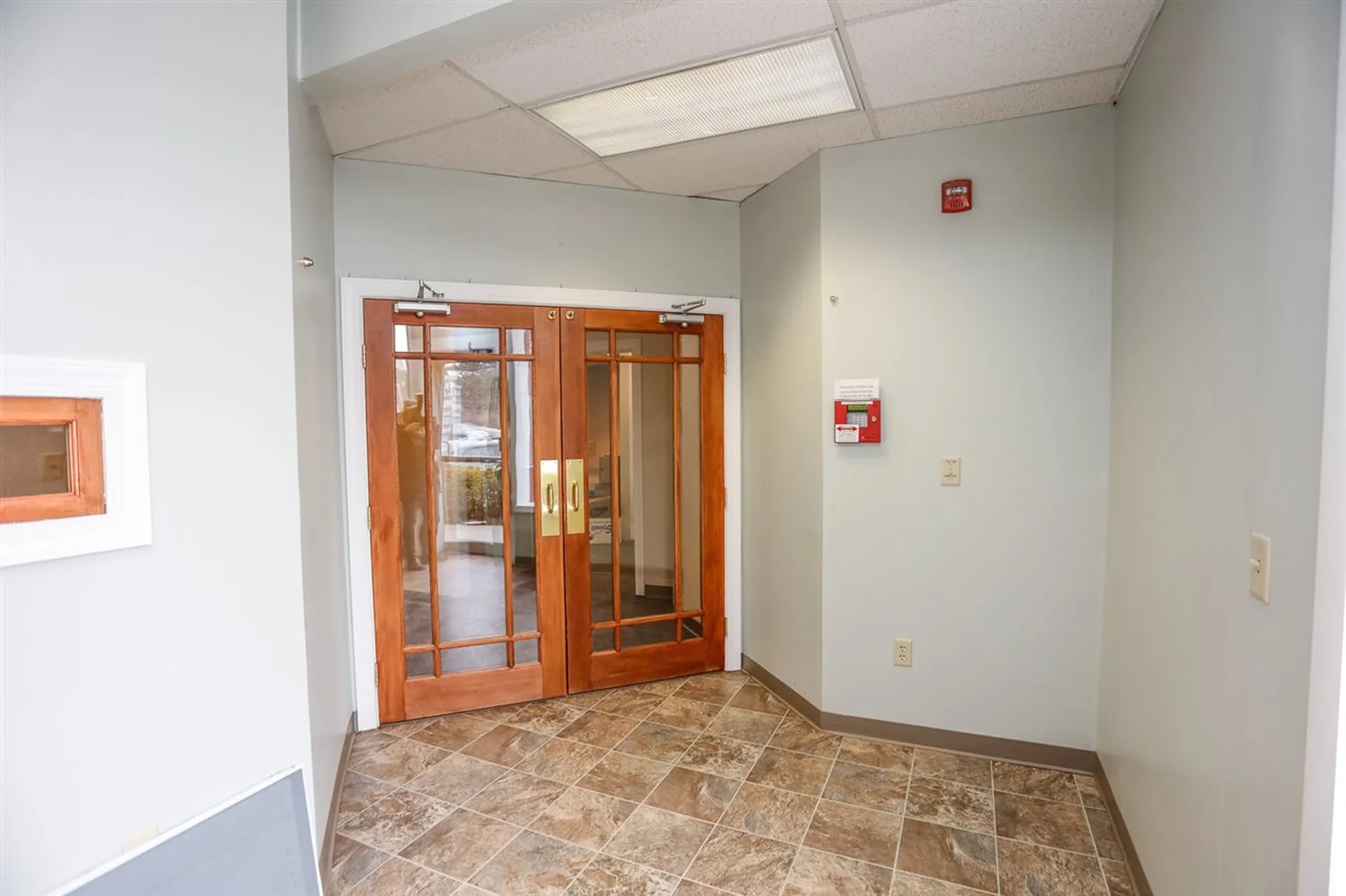 273 S River Road Bedford NH 03110
