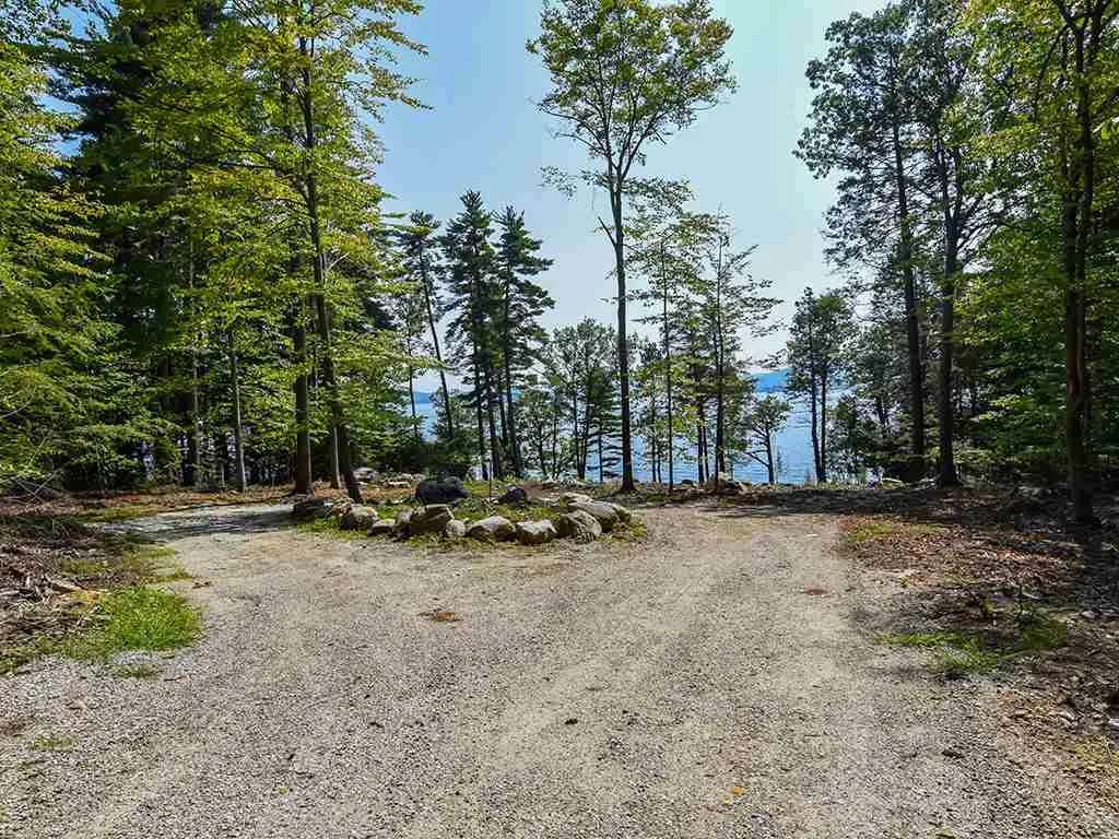 Spruce Road Wolfeboro NH 03894
