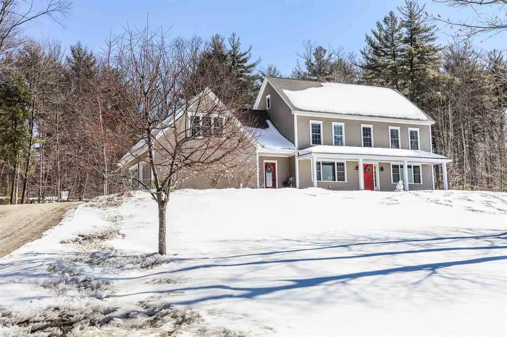 6 Tucker Hill Road Dunbarton NH 03046