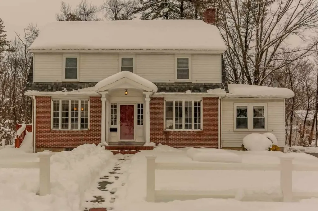 84 Madbury Road Durham NH 03824