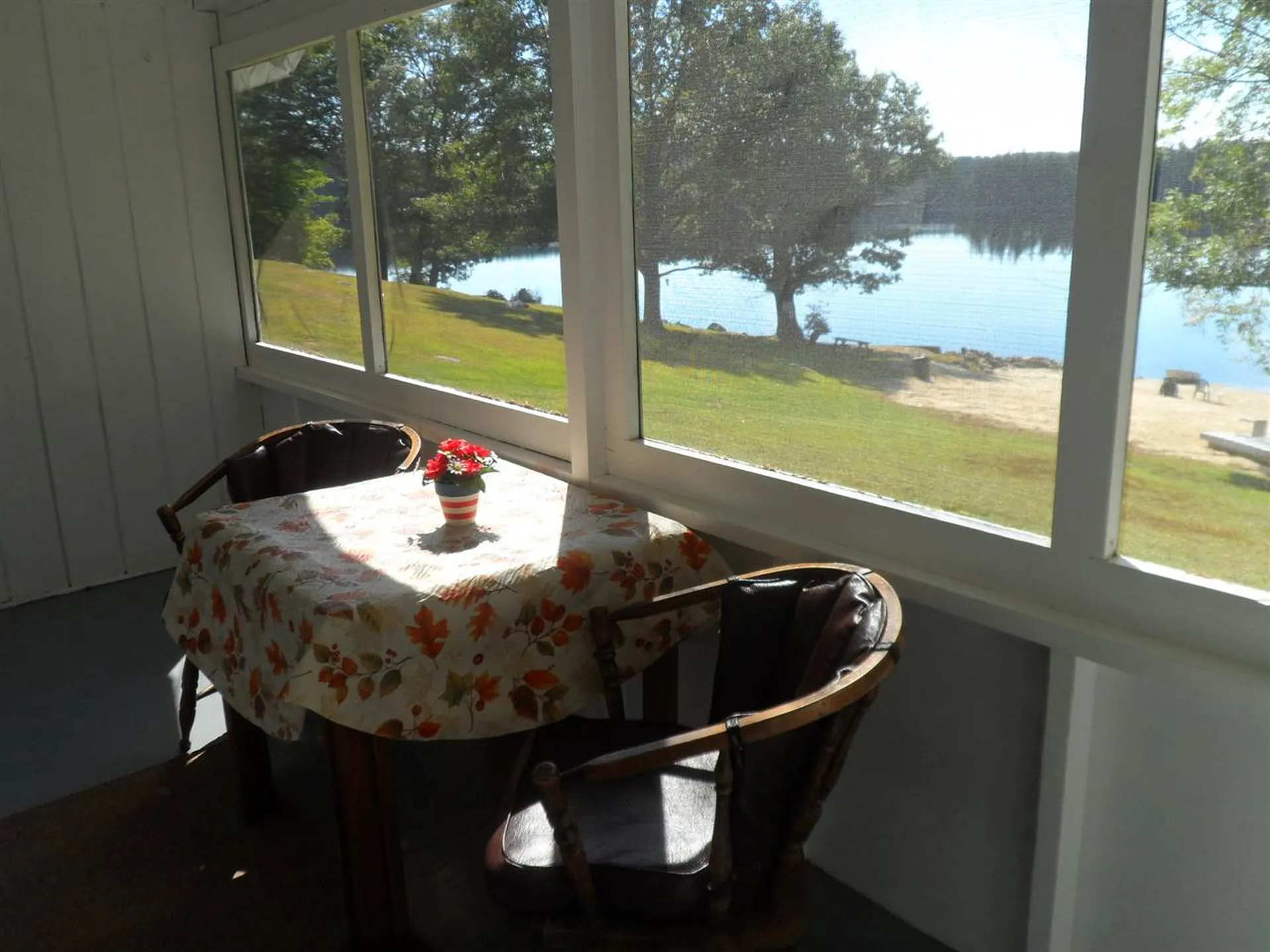 10 Mchugh Lane Holderness NH 03245