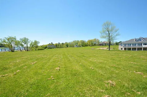 37 Foster's Drive Dover NH 03820