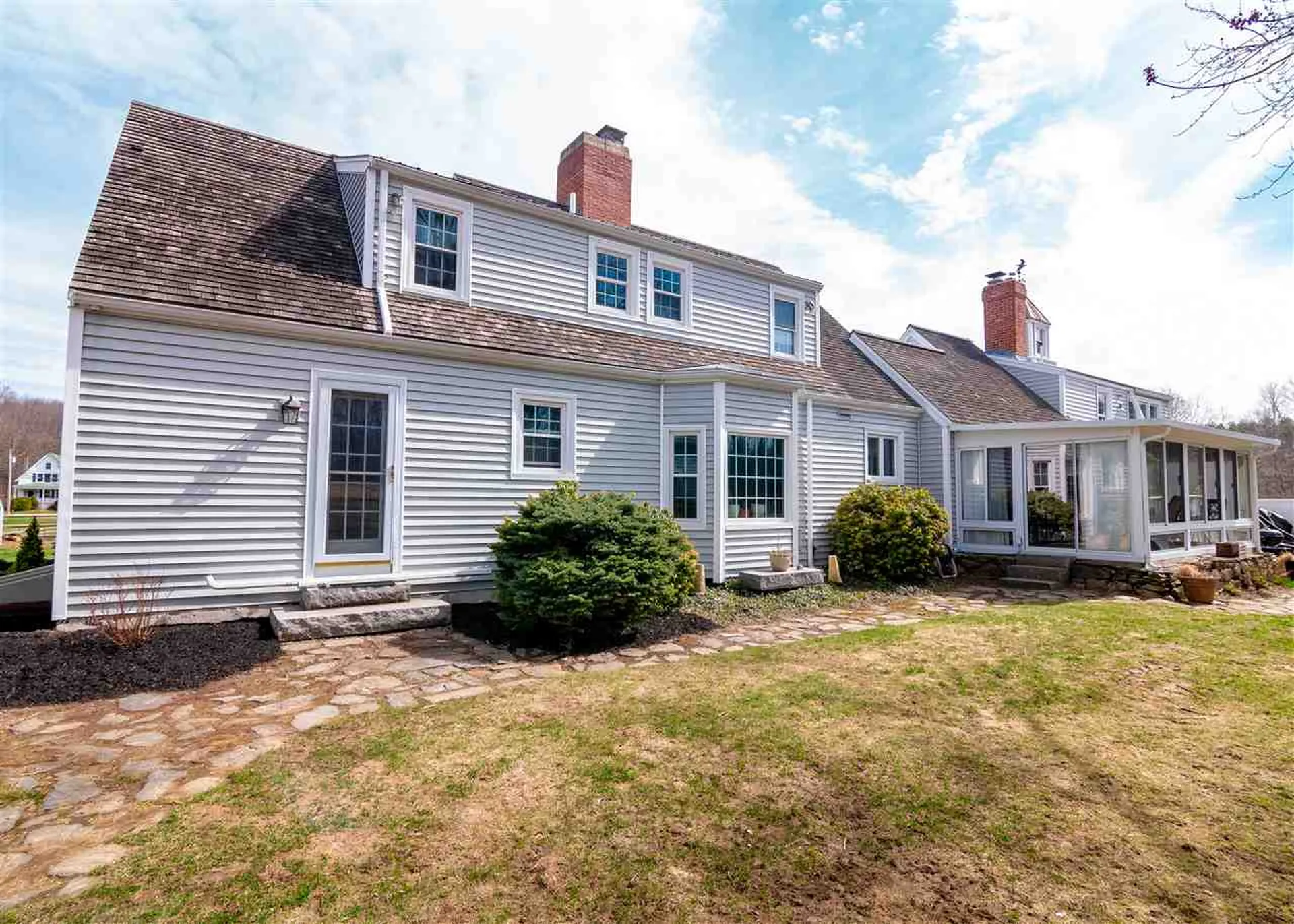 24 Sandown Road Chester NH 03036