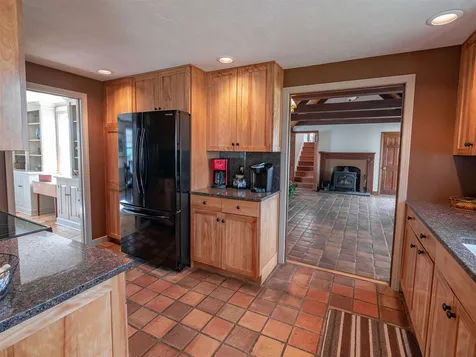 24 Sandown Road Chester NH 03036