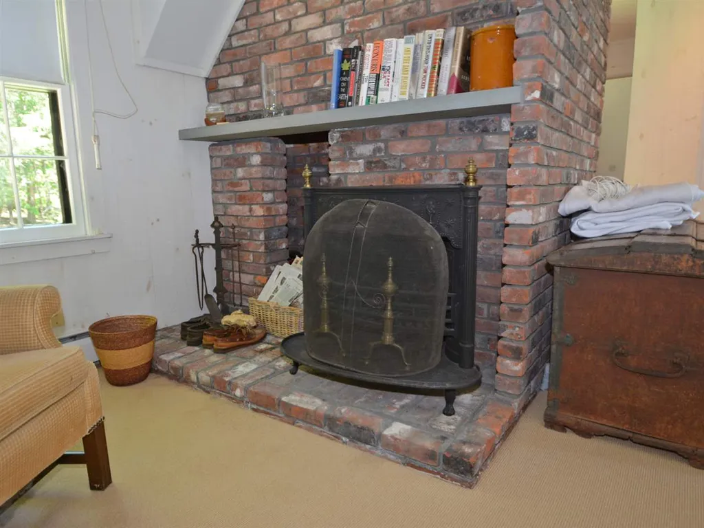 89 Castle Road Fayston VT 05660