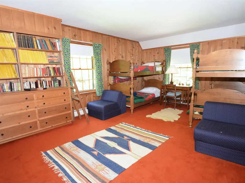 89 Castle Road Fayston VT 05660