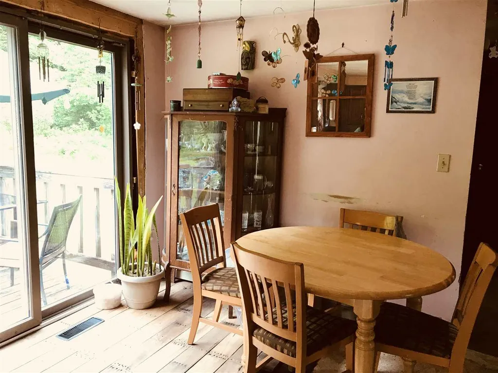 54 Holbrook Road Whitingham VT 05361