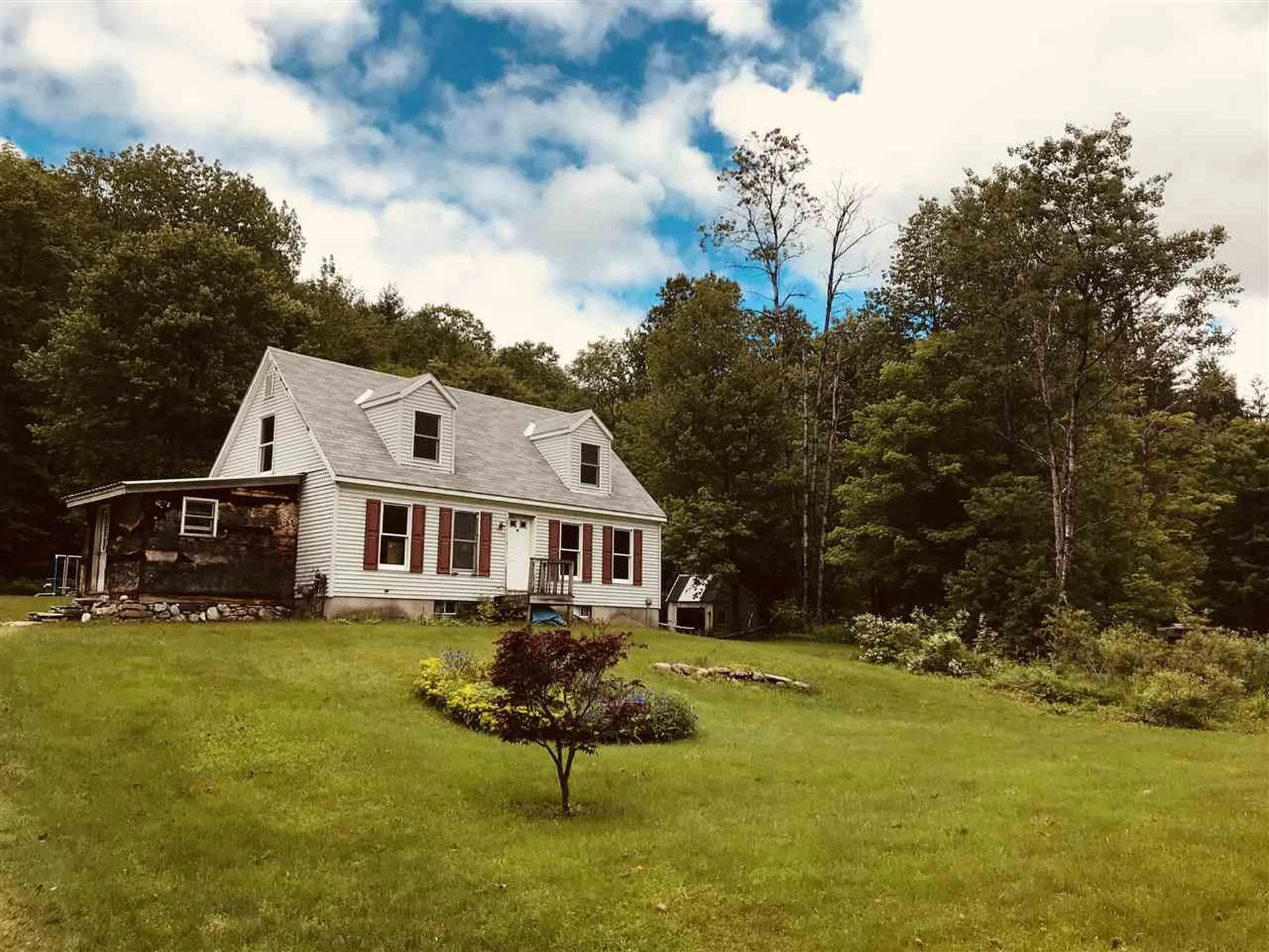 54 Holbrook Road Whitingham VT 05361