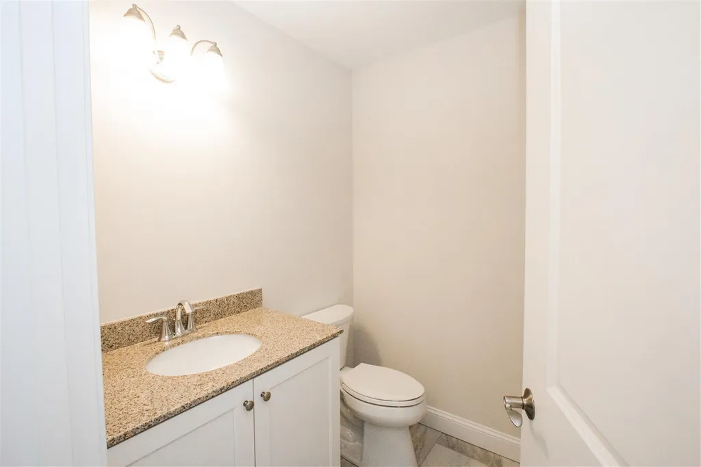 31 Clover Lane Colchester VT 05446