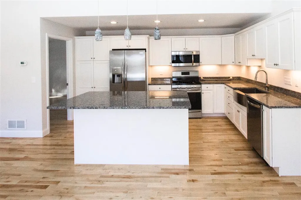 31 Clover Lane Colchester VT 05446