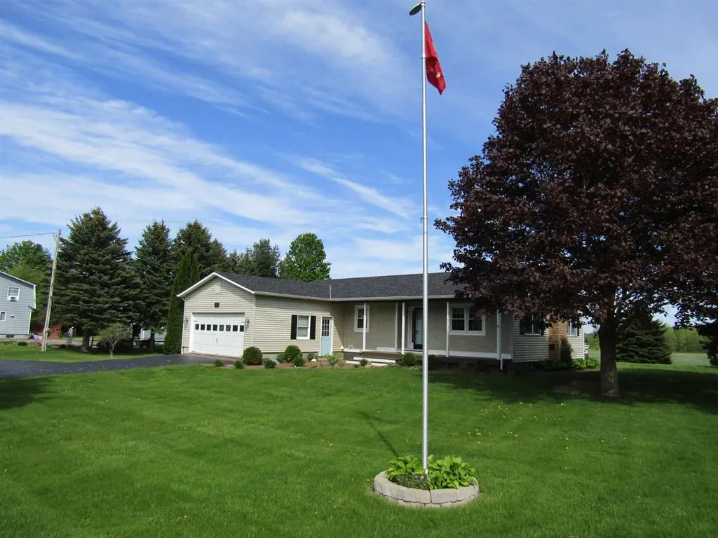 190 North Point Road Isle La Motte VT 05463