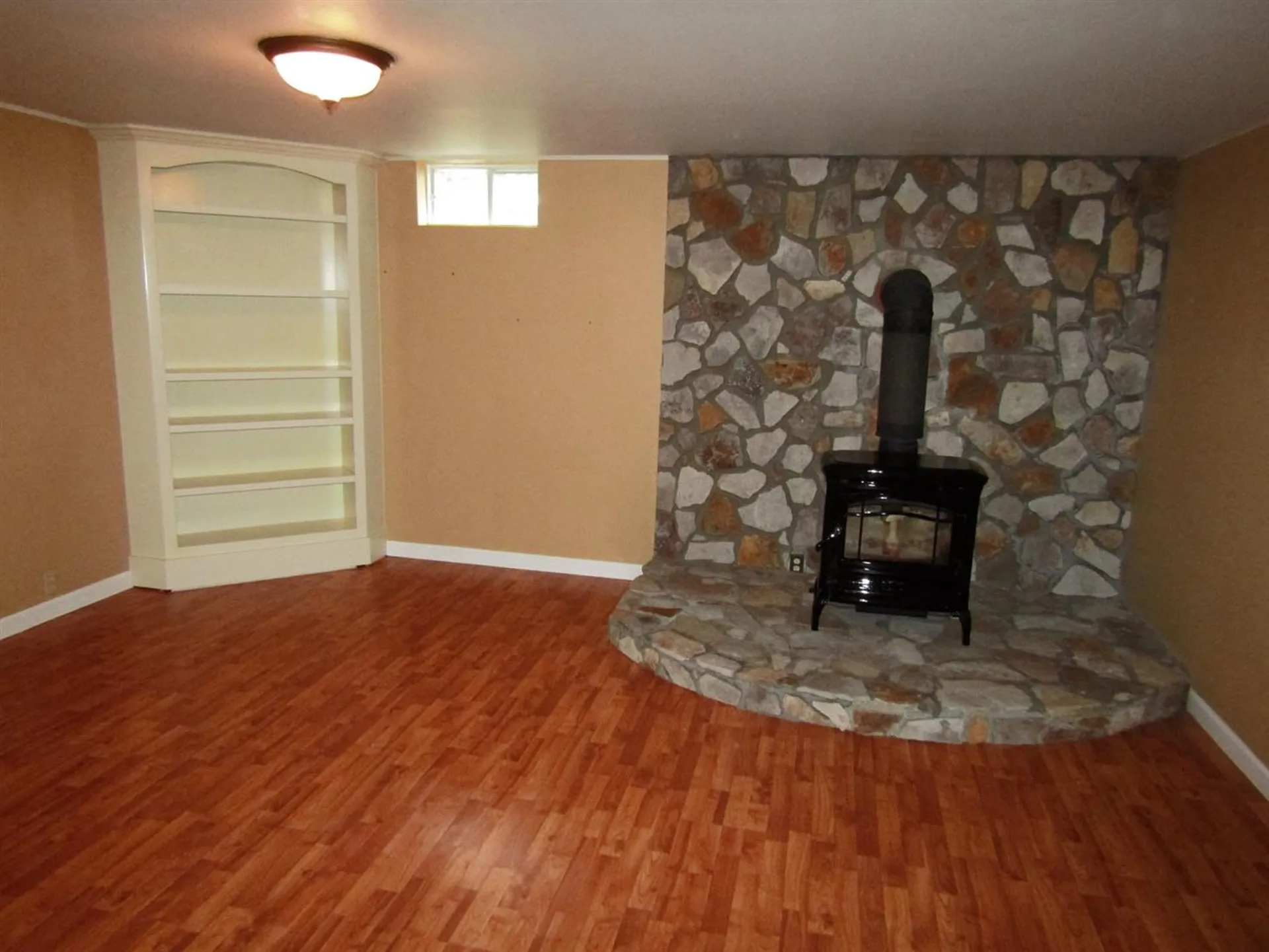 190 North Point Road Isle La Motte VT 05463