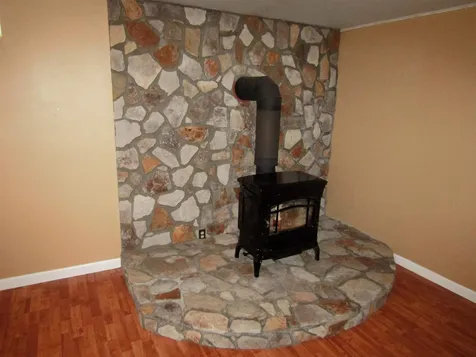 190 North Point Road Isle La Motte VT 05463