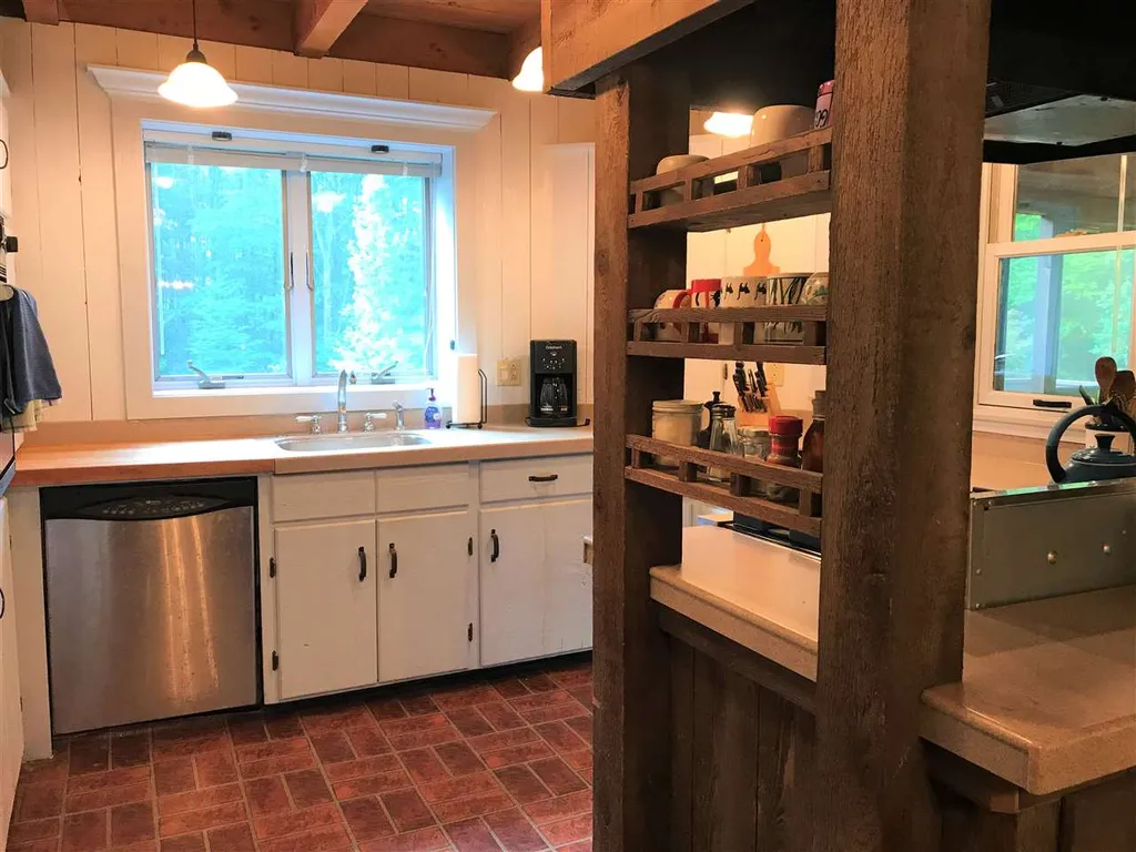 351 Deer Run Road Arlington VT 05250