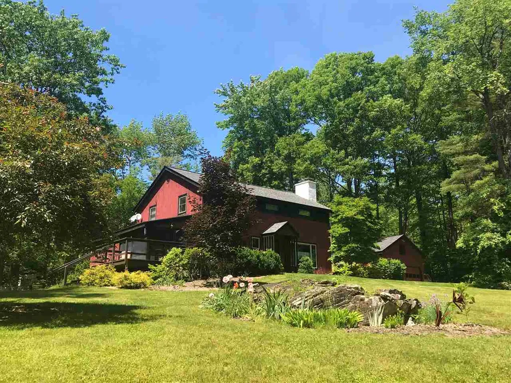 351 Deer Run Road Arlington VT 05250