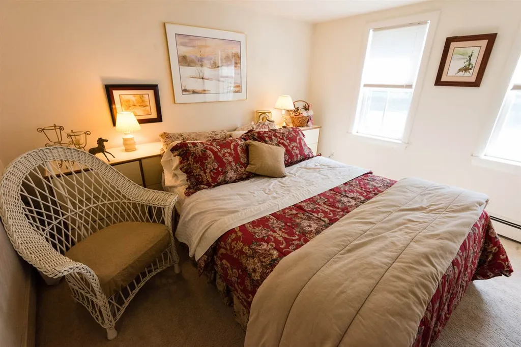 25 Roth Road Warren VT 05674