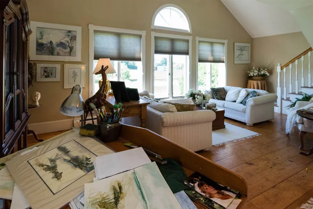 25 Roth Road Warren VT 05674