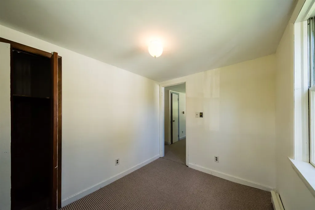 25 Roth Road Warren VT 05674