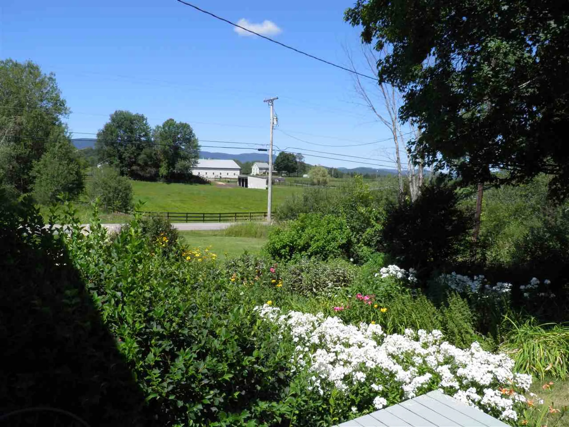 25 Roth Road Warren VT 05674